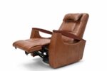 Sallanır, döner ve yatar fonksiyonlu, tek motorlu Zaranni Solid TV baba koltuğu.
